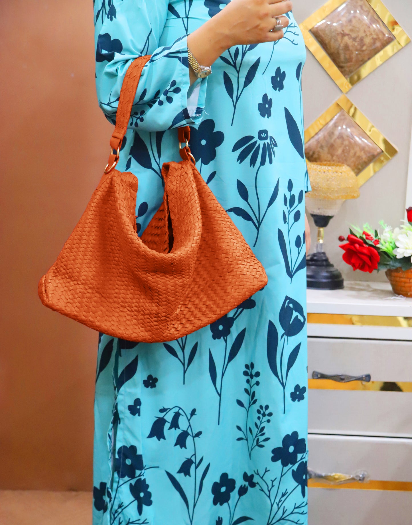 LAHORE BAG Handwoven Genuine Leather Ladies Tote Bag, Women's Hobo Bag And Shoulder Bag-Tan