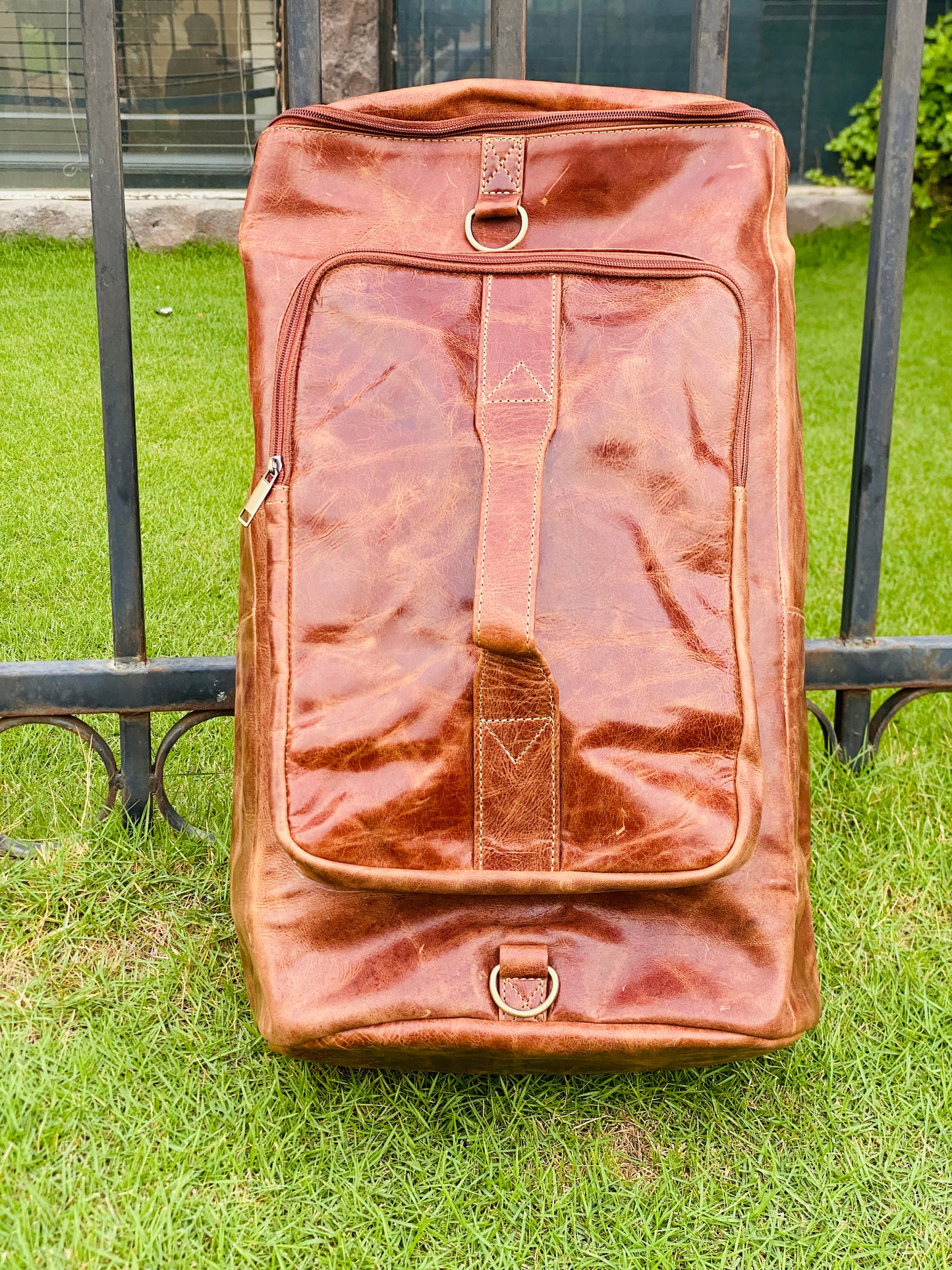 CHINIOT CONVERTIBLE BACKPACK, LEATHER 2 in 1 Duffle Bag.