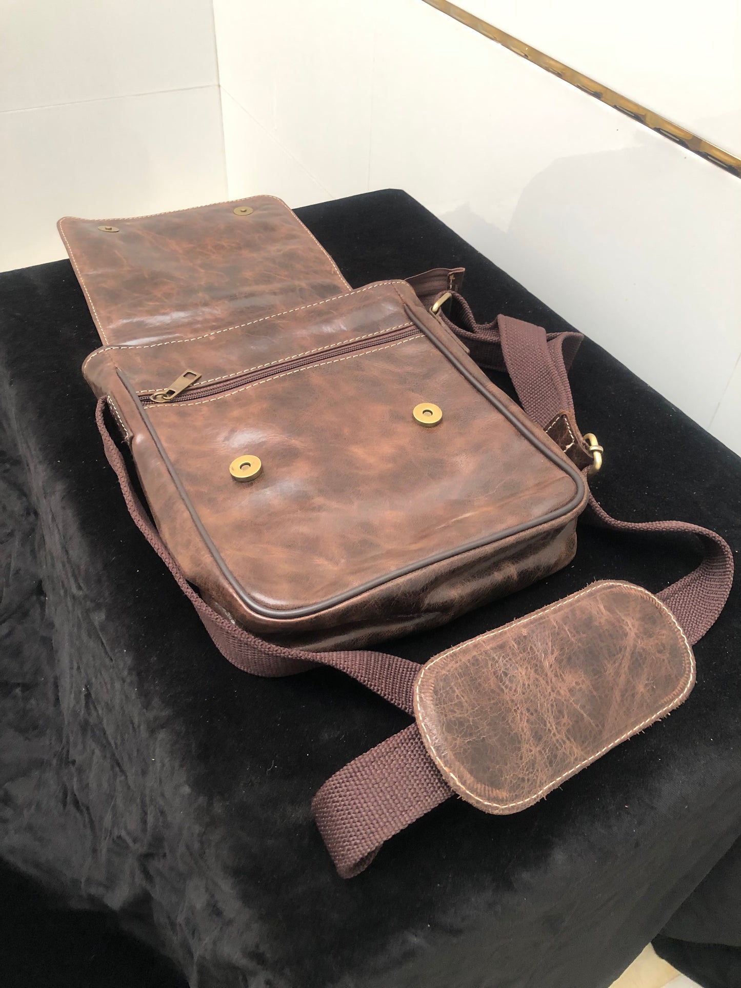 DUNYAPUR BAG Leather Crossbody Bag-UNISEX