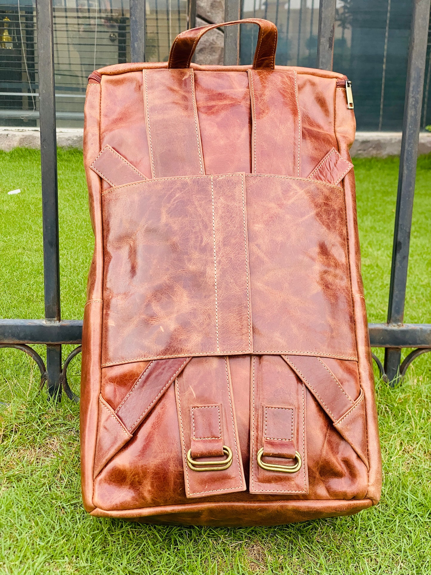 CHINIOT CONVERTIBLE BACKPACK, LEATHER 2 in 1 Duffle Bag.